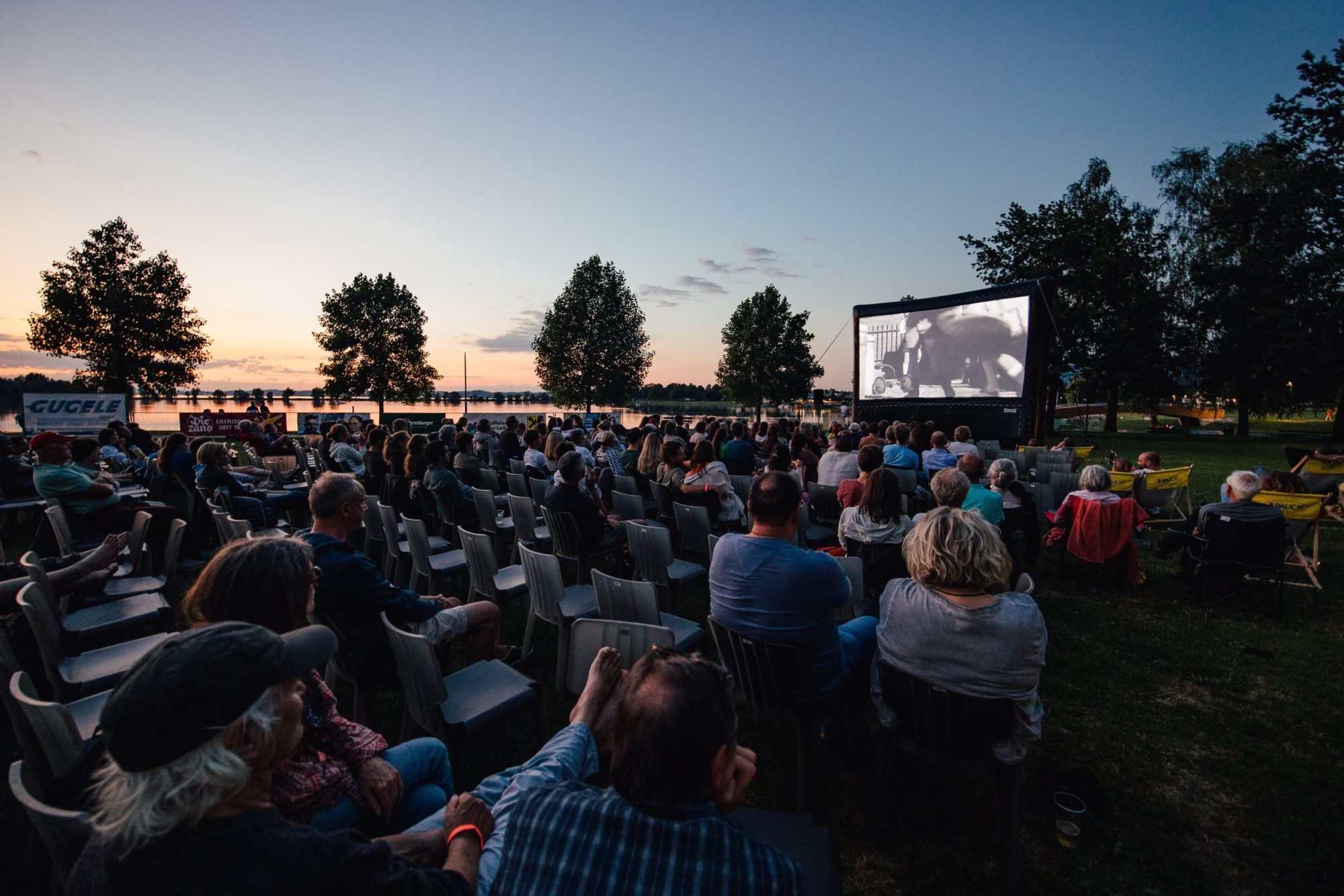 Hard Movie am Seeufer